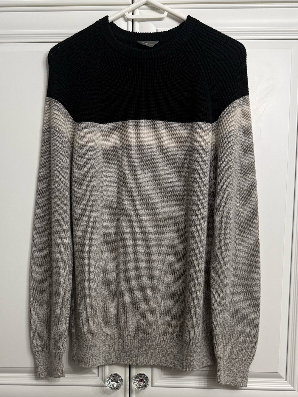 Denver Hayes Men's Large Black Gray Cream Colourblock Ribbed Crewneck Sweater
